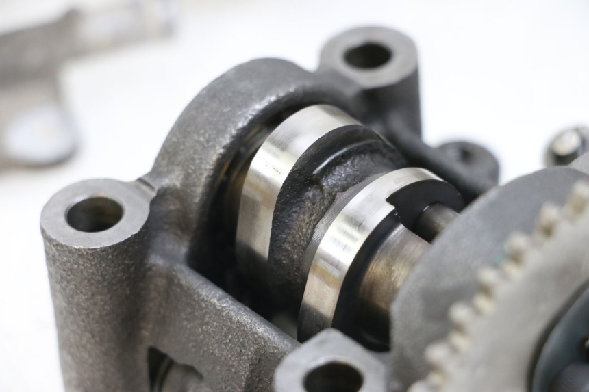 photo de GŁOWICA SILNIKA HONDA NHX LEAD 110 (2008 - 2010) - Szczegóły charakterystyczne