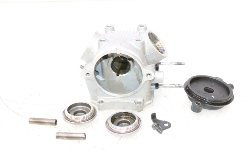 photo de GŁOWICA CYLINDRÓW SYM ORBIT III 3 4T 50 (2021 - 2025) - Zbliżenie techniczne