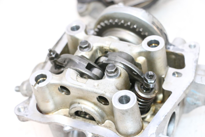 photo de GŁOWICA CYLINDRA HONDA PCX (JF57/JF64) 125 (2014 - 2018) - Widok z bliska