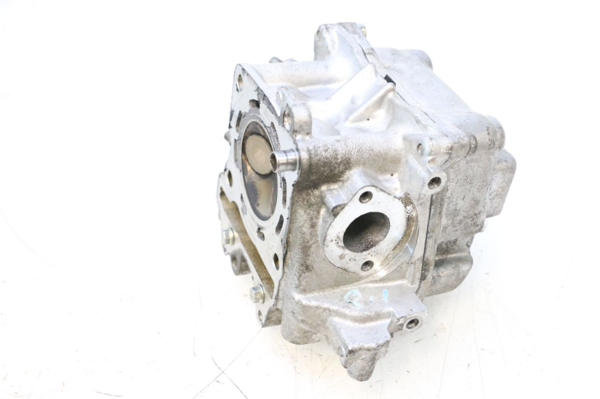 photo de GŁOWICA CYLINDRA HONDA PCX (JF57/JF64) 125 (2014 - 2018) - Inny kąt widzenia