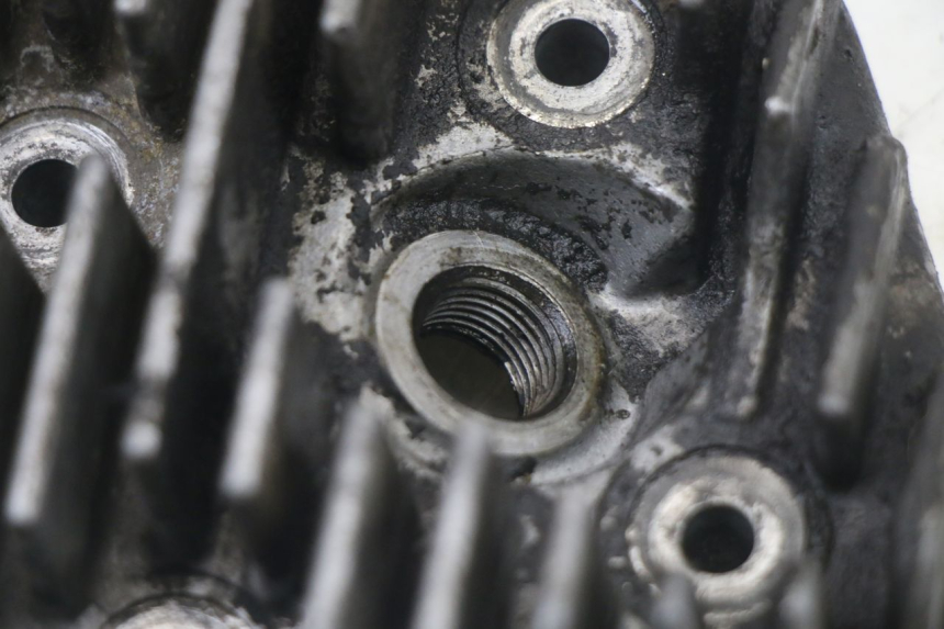 photo de GŁOWICA SILNIKA PEUGEOT TKR TREKKER FURIOUS 50 (2005 - 2014) - Inny kąt widzenia