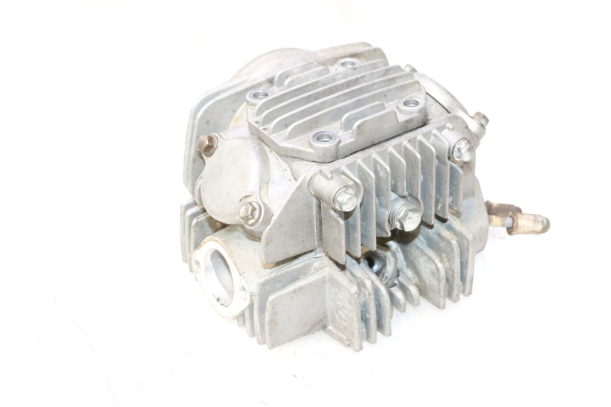 photo de GŁOWICA CYLINDRA APOLLO RFZ 125 - Zbliżenie techniczne