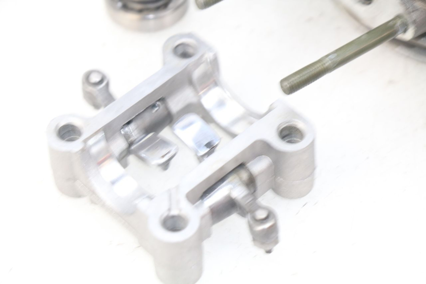 photo de GŁOWICA SILNIKA TNT MOTOR ROMA 10' 4T 50 (2007 - 2018) - Zbliżenie komponentów