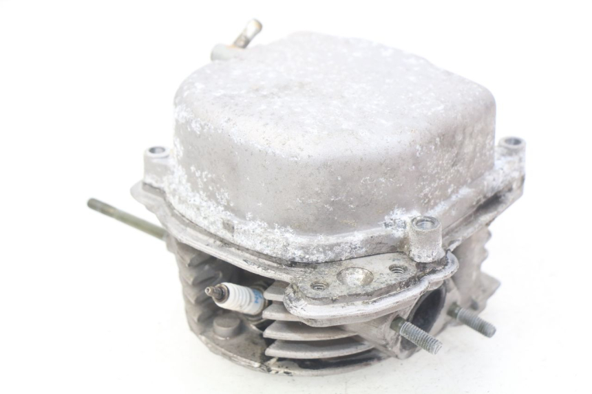 photo de GŁOWICA SILNIKA TNT MOTOR ROMA 10' 4T 50 (2007 - 2018) - Zbliżenie techniczne