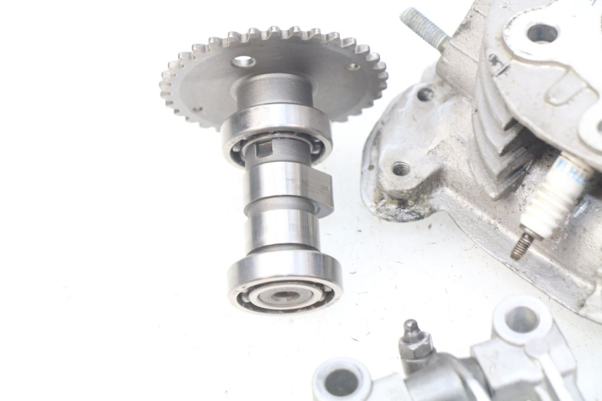 photo de GŁOWICA SILNIKA TNT MOTOR ROMA 10' 4T 50 (2007 - 2018) - Stan powierzchni