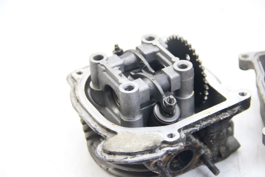 photo de GŁOWICA CYLINDRÓW TNT MOTOR ROMA 10' 4T 50 (2019 - 2022) - Punkty mocowania