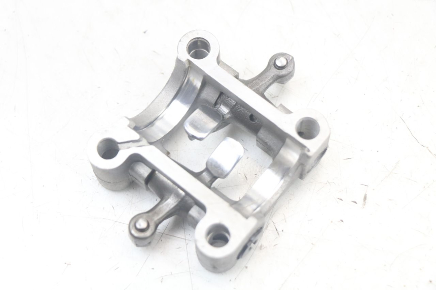 photo de GŁOWICA SILNIKA TNT MOTOR ROMA 10' 4T 50 (2007 - 2018) - Szczegóły charakterystyczne