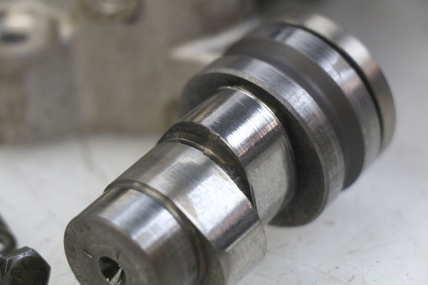 photo de GŁOWICA CYLINDRÓW PEUGEOT SATELIS 125 (2010 - 2012) - Kontrola wizualna