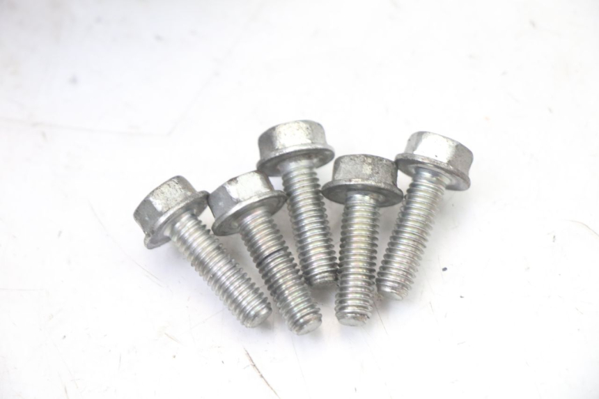 photo de GŁOWICA SILNIKA PEUGEOT SATELIS 125 (2013 - 2018) - Alternatywny kąt