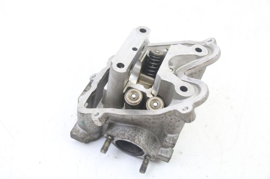 photo de GŁOWICA SILNIKA PEUGEOT SATELIS 125 (2013 - 2018) - Zoom stanu zużycia