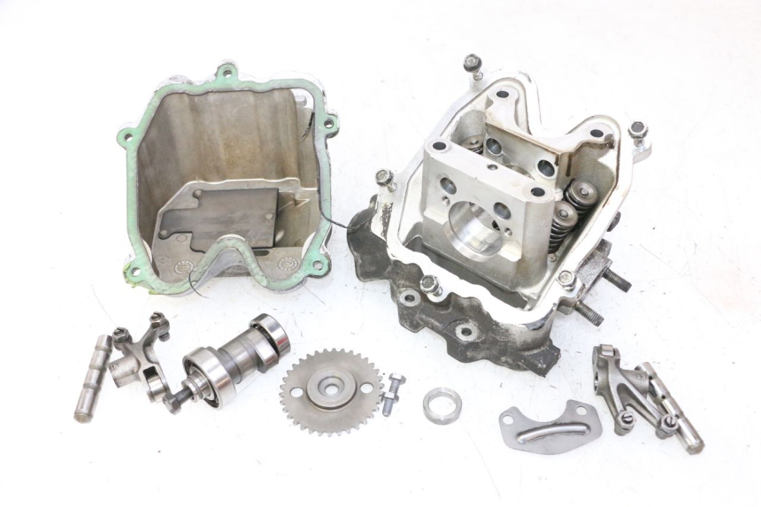 photo de GŁOWICA SILNIKA PEUGEOT SATELIS 125 (2013 - 2018) - Widok główny