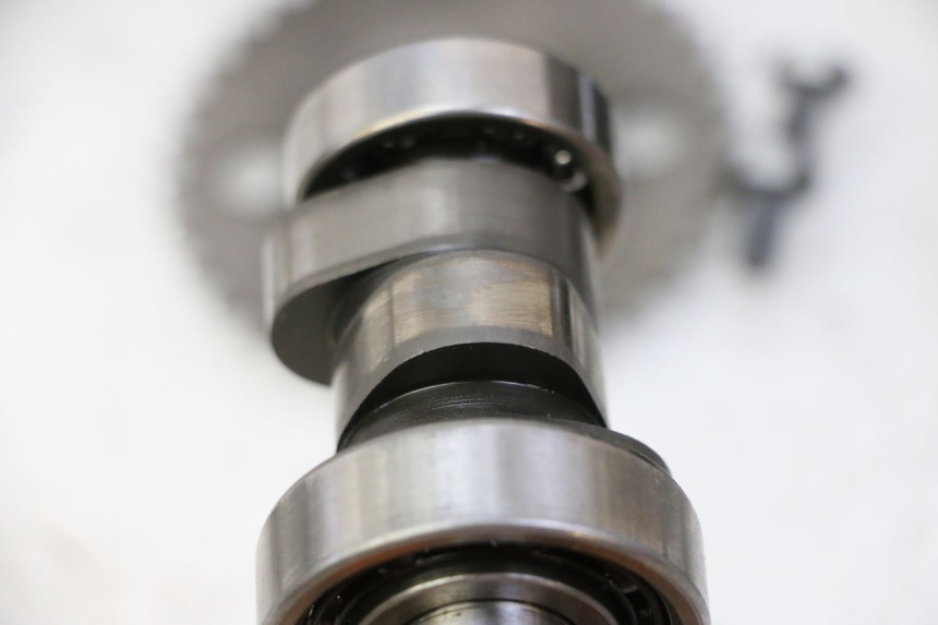 photo de GŁOWICA SILNIKA PEUGEOT SATELIS 125 (2013 - 2018) - Zoom jakości