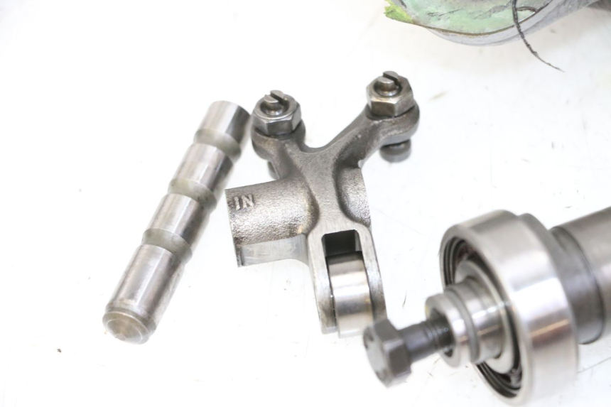 photo de GŁOWICA SILNIKA PEUGEOT SATELIS 125 (2013 - 2018) - Zbliżenie techniczne