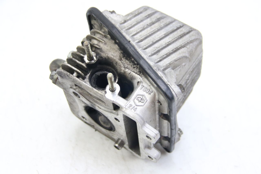 photo de GŁOWICA CYLINDRÓW APRILIA SCARABEO 4T 50 (2009 - 2017) - Szczegół części