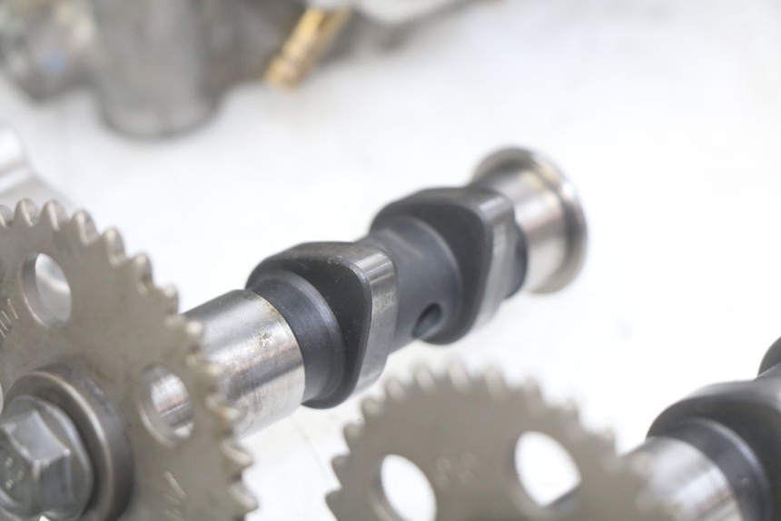 photo de GŁOWICA CYLINDRA APRILIA SCARABEO LIGHT 125 (2007 - 2011) - Szczegół części