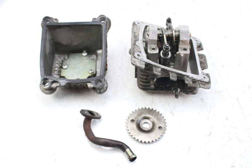 photo de GŁOWICA CYLINDRÓW APRILIA SCARABEO 100 (2003 - 2012) - Kontrola wizualna