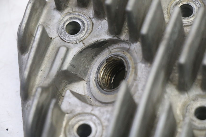 photo de GŁOWICA SILNIKA PEUGEOT STREETZONE I NAKED 2T 50 (2018 - 2020) - Zoom stanu zużycia