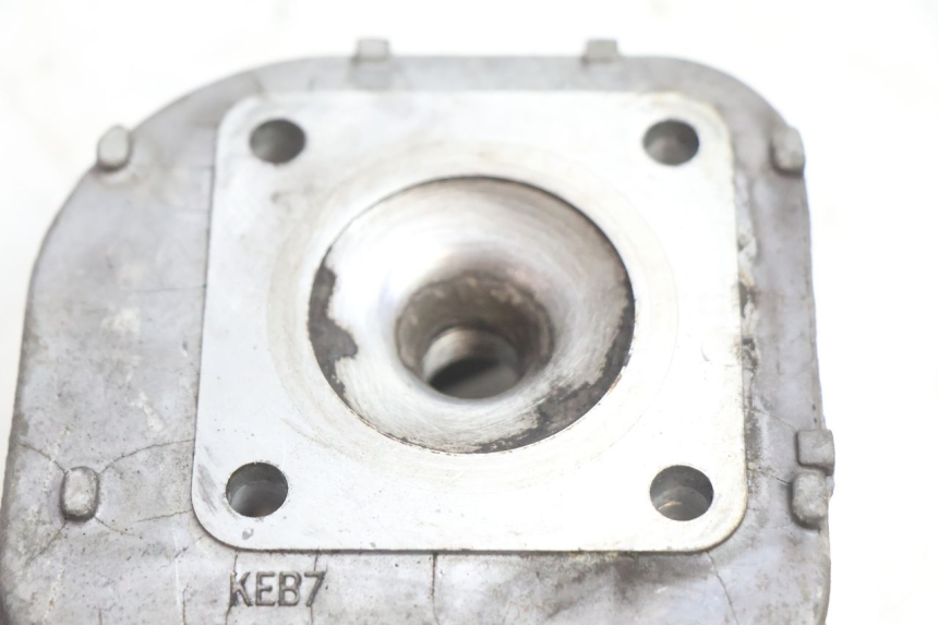 photo de GŁOWICA CYLINDRA KYMCO SUPER 8 2T 50 (2007 - 2013) - Zbliżenie techniczne