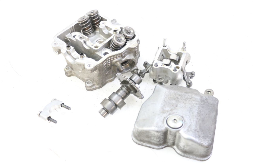 photo de GŁOWICA CYLINDRÓW SUZUKI BURGMAN 125 (2015 - 2017) - Widok główny