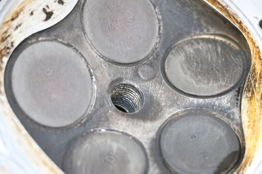 photo de GŁOWICA SILNIKA YAMAHA TDM ABS 900 (2002 - 2014) - Szczegół części