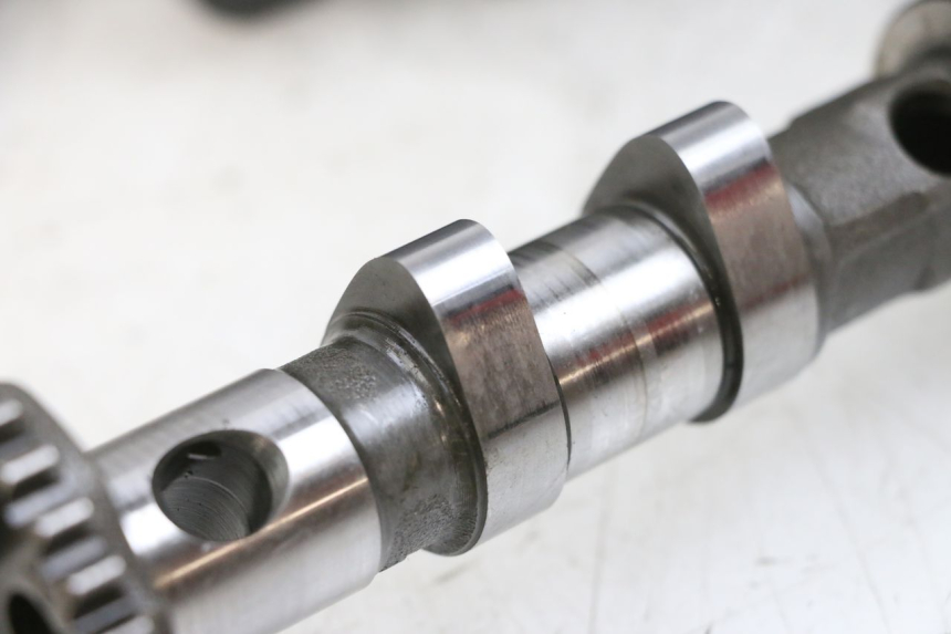 photo de GŁOWICA SILNIKA YAMAHA TDM ABS 900 (2002 - 2014) - Zoom stanu zużycia