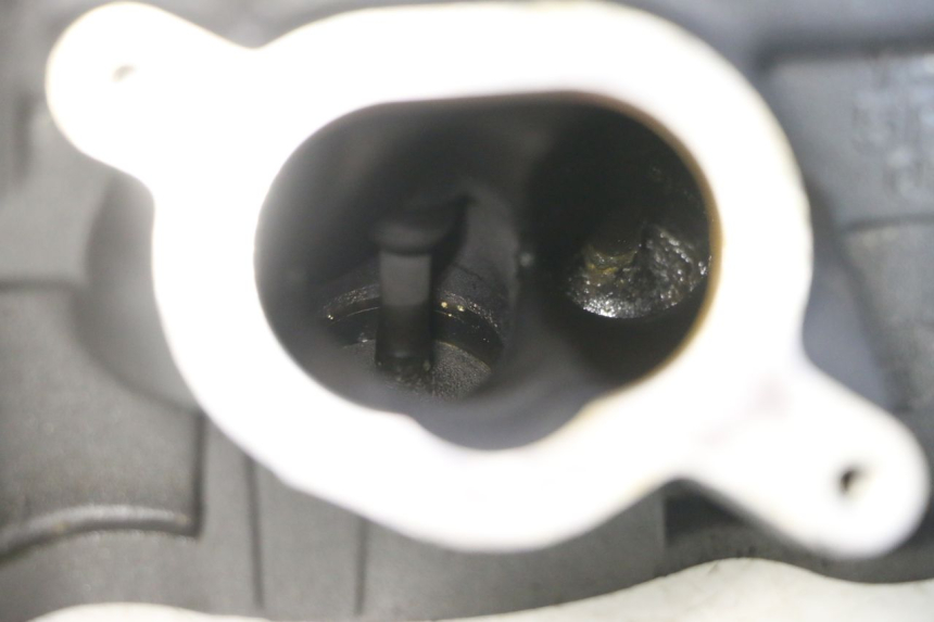 photo de GŁOWICA SILNIKA YAMAHA TDM ABS 900 (2002 - 2014) - Zbliżenie komponentów