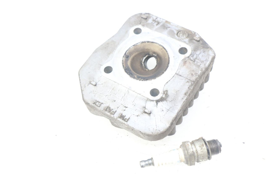 photo de GŁOWICA SILNIKA PEUGEOT TKR TREKKER FURIOUS 50 (2005 - 2014) - Szczegół części