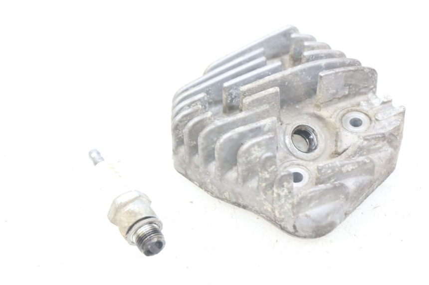 photo de GŁOWICA SILNIKA PEUGEOT TKR TREKKER FURIOUS 50 (2005 - 2014) - Zbliżenie techniczne