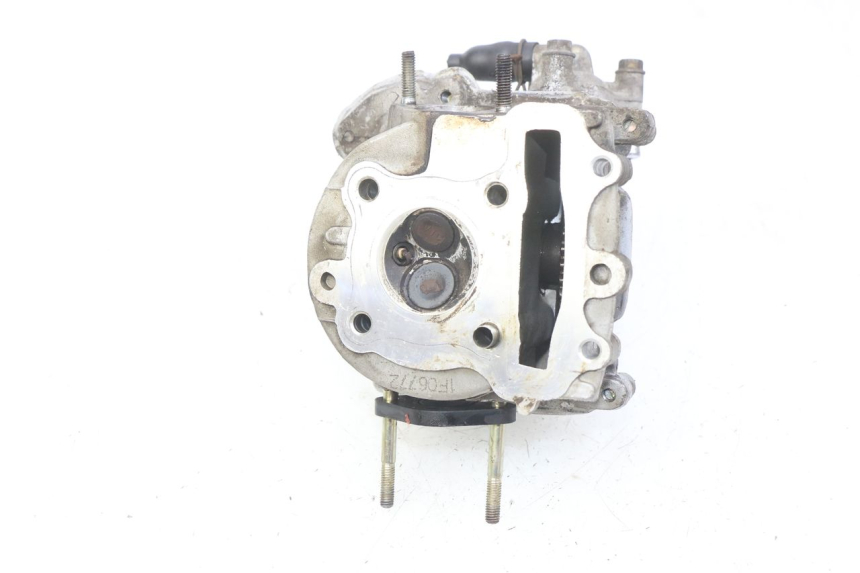 photo de GŁOWICA CYLINDRÓW PEUGEOT V-CLIC VCLIC 50 (2007 - 2013) - Zoom stanu zużycia