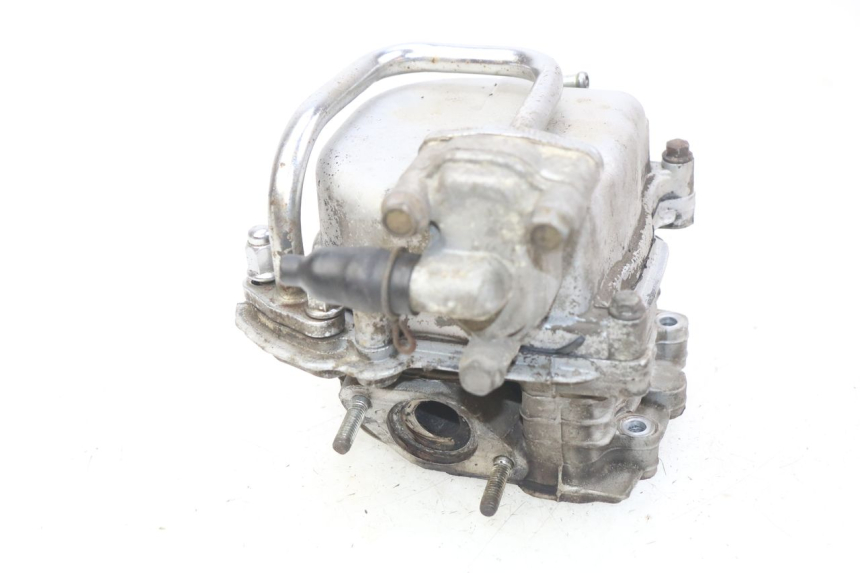 photo de GŁOWICA CYLINDRÓW PEUGEOT V-CLIC VCLIC 50 (2007 - 2013) - Zbliżenie techniczne