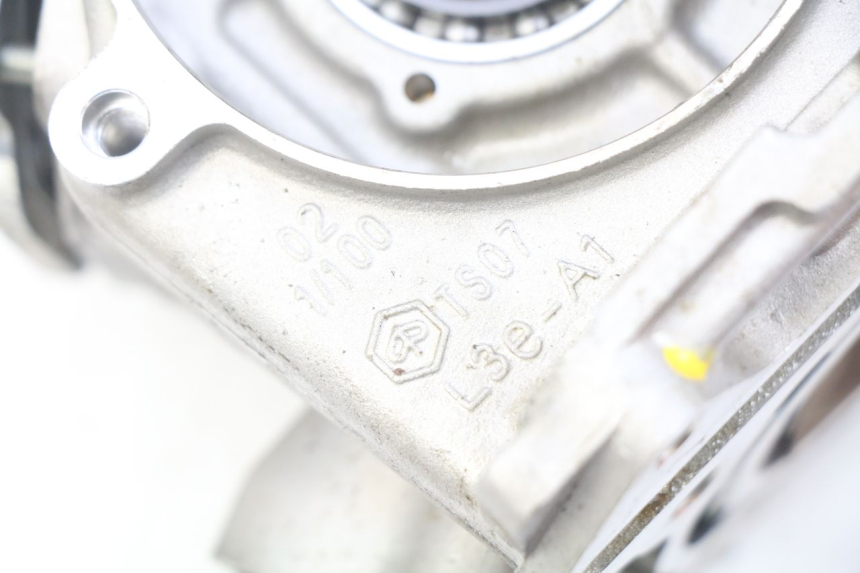 photo de GŁOWICA SILNIKA PIAGGIO VESPA GTS IGET ABS 125 (2017 - 2023) - Zoom stanu zużycia