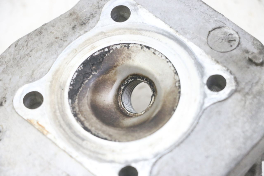 photo de GŁOWICA CYLINDRA PEUGEOT VIVACITY NEW 2T 50 (2008 - 2017) - Zbliżenie techniczne