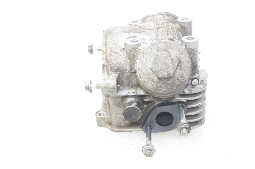 photo de GŁOWICA CYLINDRÓW PEUGEOT VIVACITY NEW 4T 50 (2008 - 2017) - Inny kąt widzenia