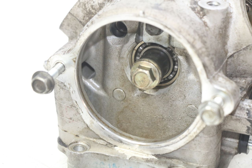 photo de GŁOWICA CYLINDRÓW PEUGEOT VIVACITY NEW 4T 50 (2008 - 2017) - Stan powierzchni