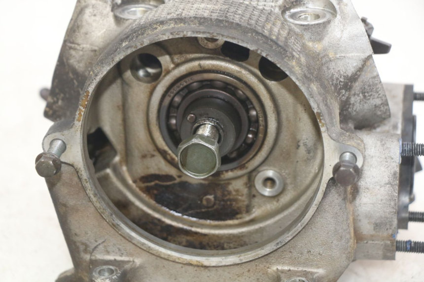 photo de GŁOWICA SILNIKA YAMAHA X-MAX XMAX 250 (2006 - 2009) - Widok z bliska