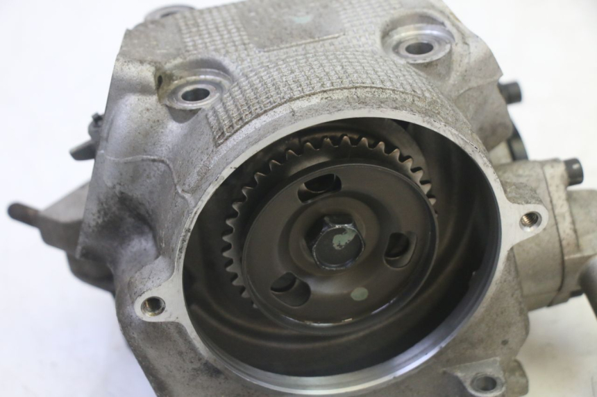 photo de GŁOWICA SILNIKA YAMAHA X-MAX XMAX 250 (2006 - 2009) - Alternatywny kąt