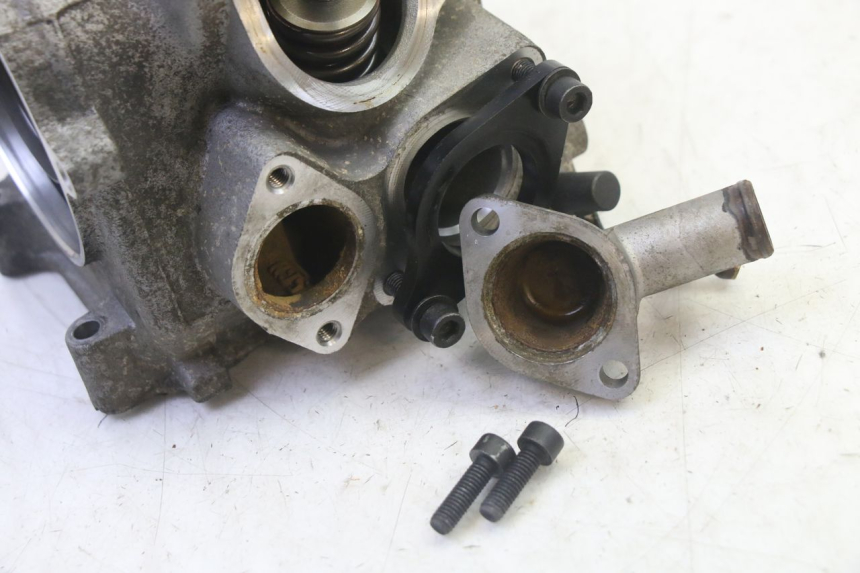 photo de GŁOWICA SILNIKA YAMAHA X-MAX XMAX 250 (2006 - 2009) - Zoom jakości