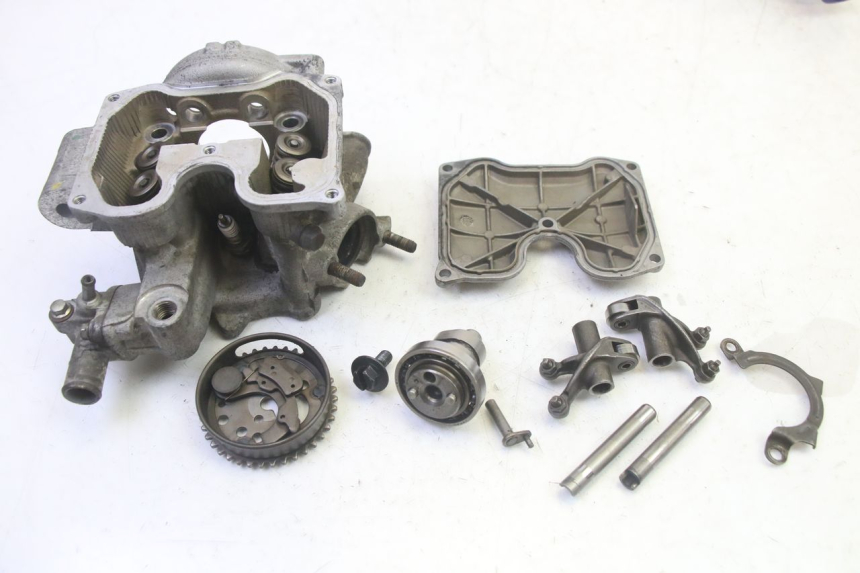 photo de GŁOWICA SILNIKA YAMAHA X-MAX XMAX 125 (2010 - 2013) - Widok główny