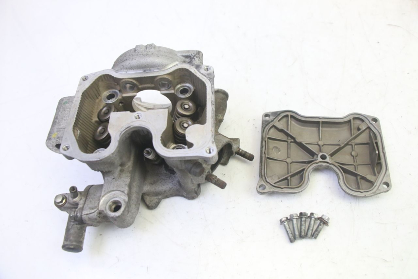 photo de GŁOWICA SILNIKA YAMAHA X-MAX XMAX 125 (2010 - 2013) - Szczegół części