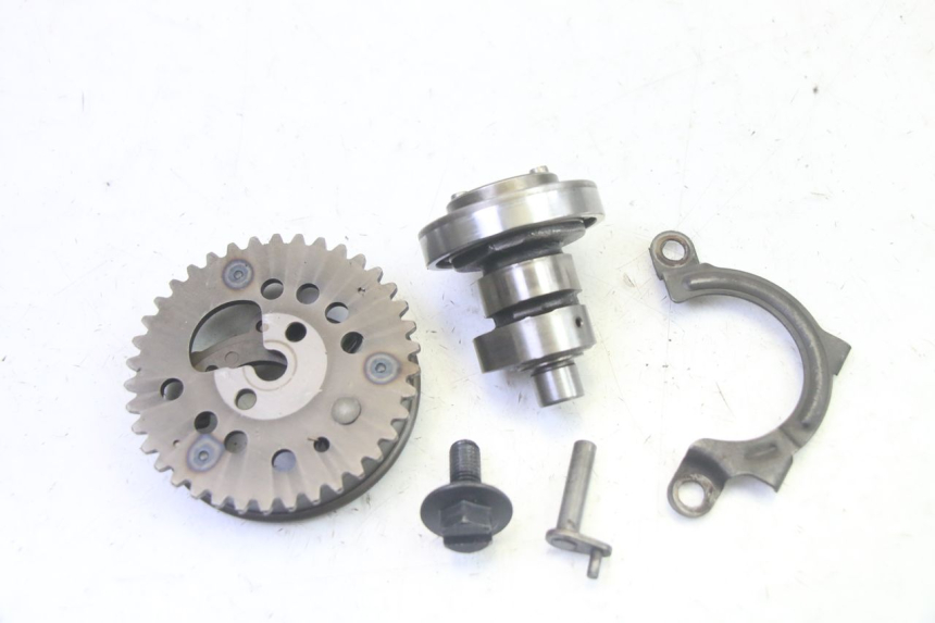 photo de GŁOWICA SILNIKA YAMAHA X-MAX XMAX 125 (2010 - 2013) - Oznaczenia i referencje