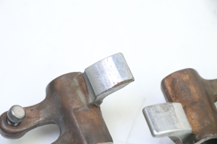 photo de GŁOWICA CYLINDRÓW PIAGGIO X9 EVOLUTION 125 (2003 - 2007) - Punkty mocowania