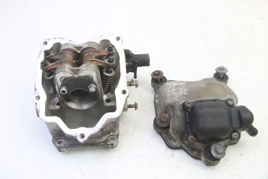 photo de GŁOWICA CYLINDRÓW PIAGGIO X9 EVOLUTION 125 (2003 - 2007) - Oznaczenia i referencje