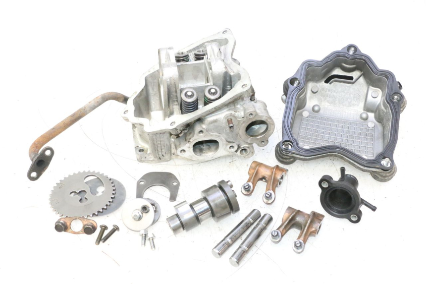 photo de GŁOWICA CYLINDRÓW PIAGGIO X9 EVOLUTION 125 (2003 - 2007) - Szczegół części