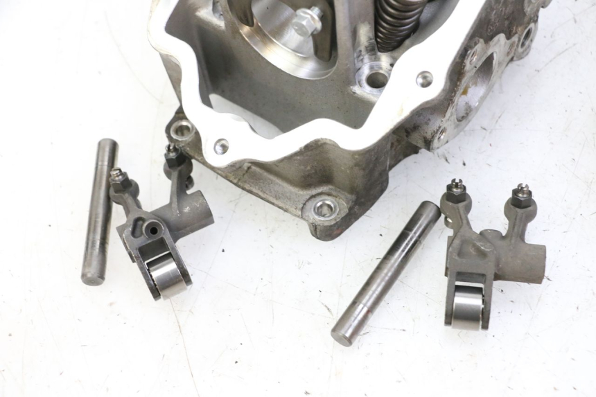 photo de GŁOWICA CYLINDRA PIAGGIO XEVO - X EVO 125 (2007 - 2017) - Struktura - zbliżenie