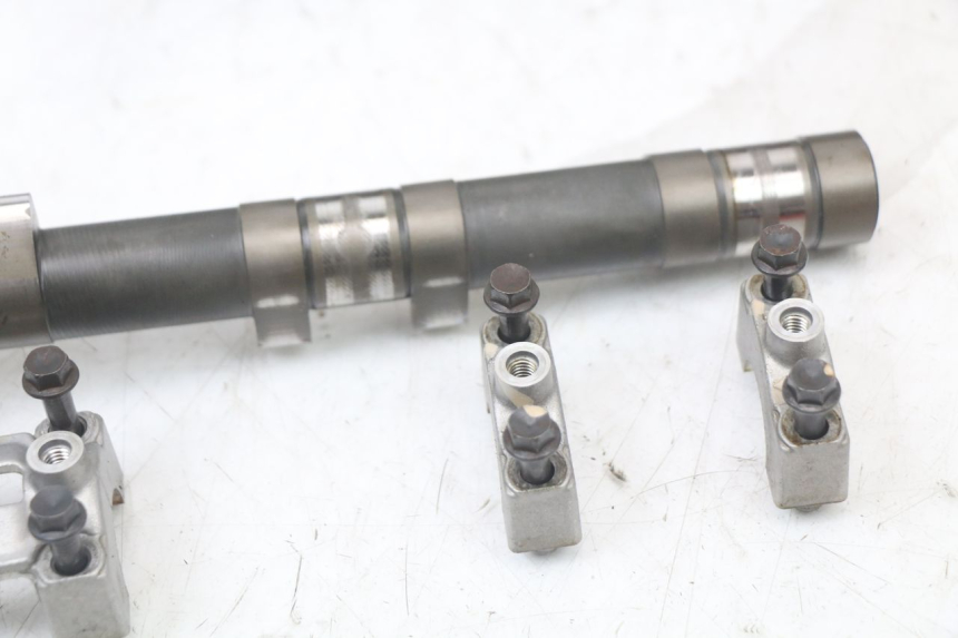 photo de GŁOWICA CYLINDRÓW YAMAHA FJR ABS 1300 (2006 - 2012) - Widok profilu