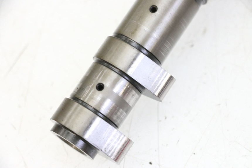 photo de GŁOWICA CYLINDRÓW YAMAHA YP T-MAX TMAX 530 (2017 - 2020) - Struktura - zbliżenie