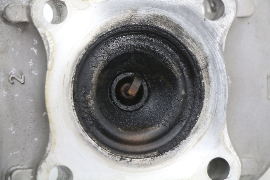 photo de GŁOWICA SILNIKA YAMAHA YE ZEST 50 (1992 - 1998) - Inny kąt widzenia