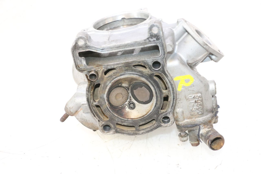photo de GŁOWICA CYLINDRÓW YAMAHA YP MAJESTY 125 (1998 - 2001) - Zoom stanu zużycia