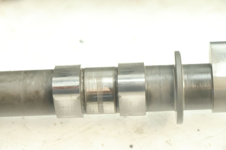 photo de GŁOWICA CYLINDRA YAMAHA YZF R6 600 (2008 - 2009) - Szczegóły charakterystyczne