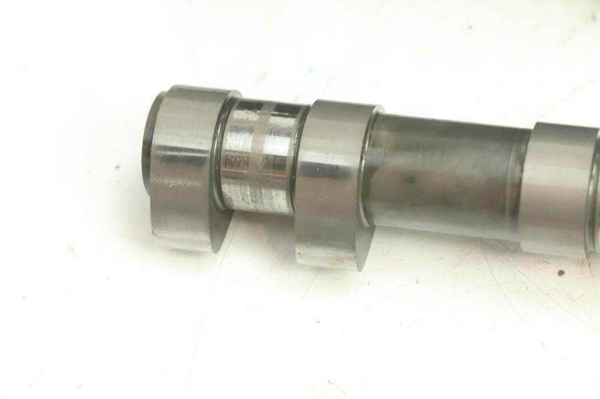 photo de GŁOWICA CYLINDRA YAMAHA YZF R6 600 (2008 - 2009) - Inny kąt widzenia